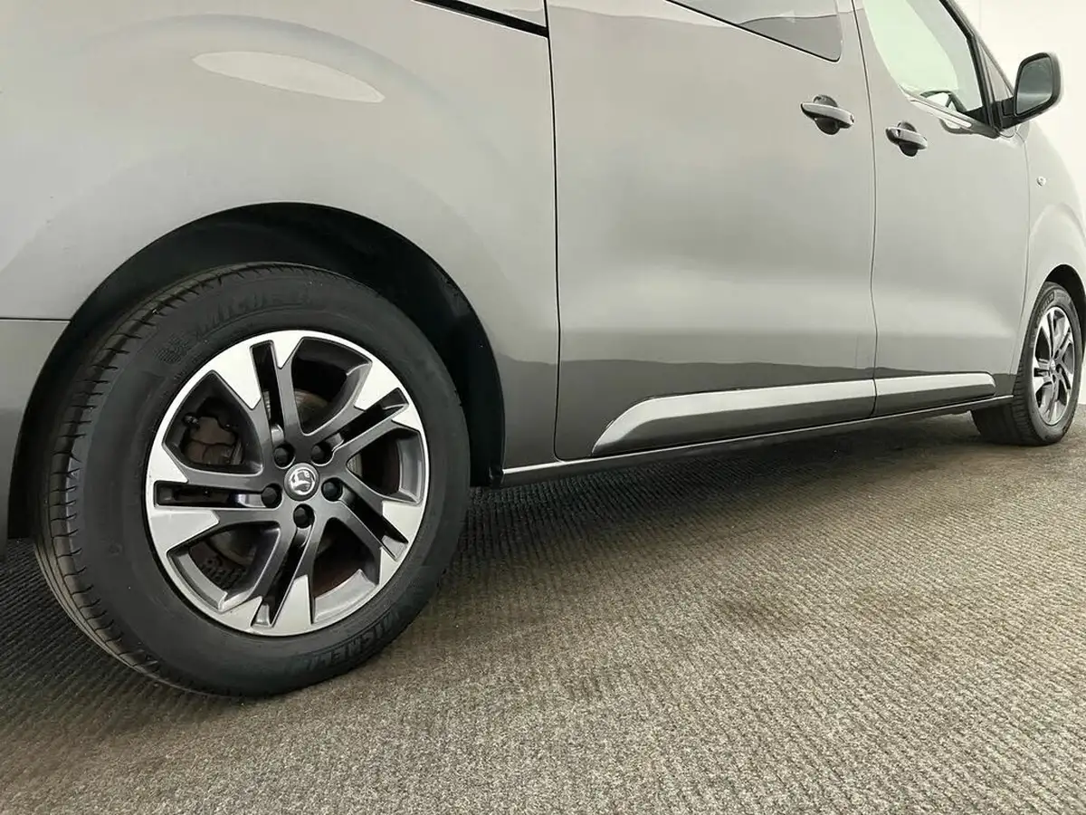2021-vauxhall-vivaro-life-big-21