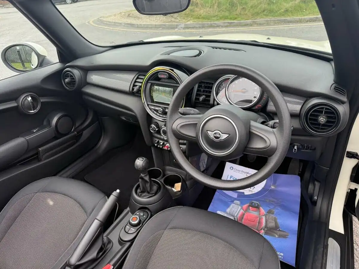 2017-mini-cooper-15-cooper-ss-convertible-2d-big-23