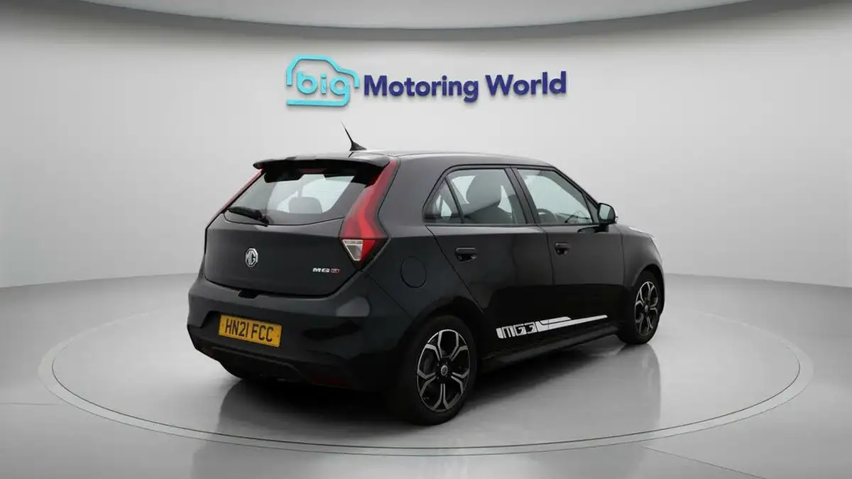 2021-mg-mg3-15-vti-tech-exclusive-nav-big-7