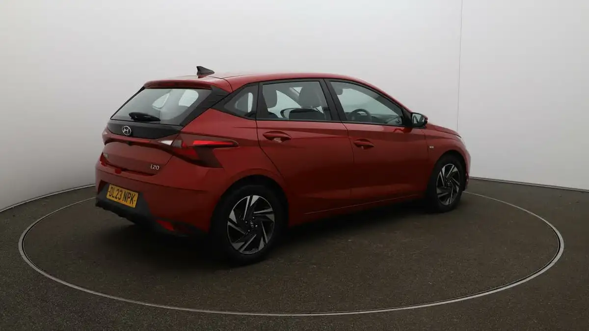 2023-hyundai-i20-10-t-gdi-se-connect-eclutch-imt-big-45