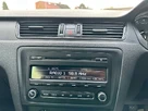 2013-skoda-rapid-12-se-86ps-small-30
