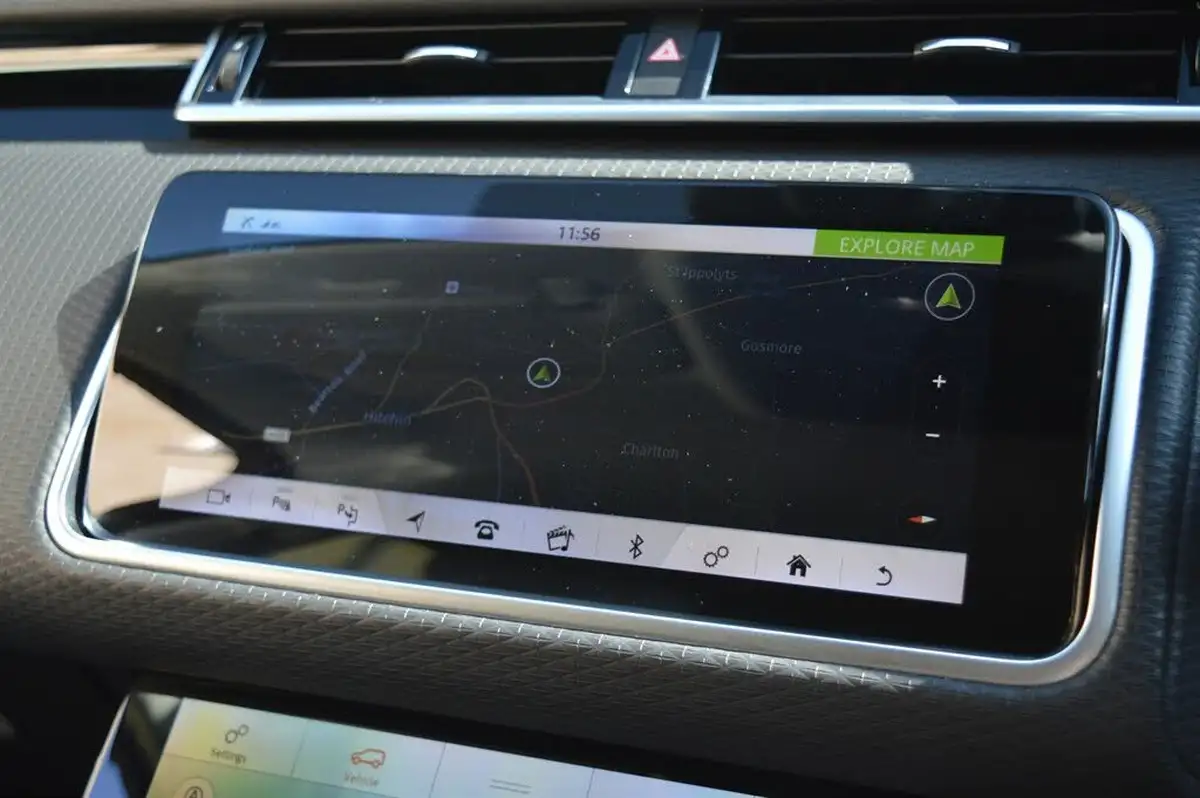 2018-land-rover-range-rover-velar-20-p250-r-dynamic-se-ss-big-25