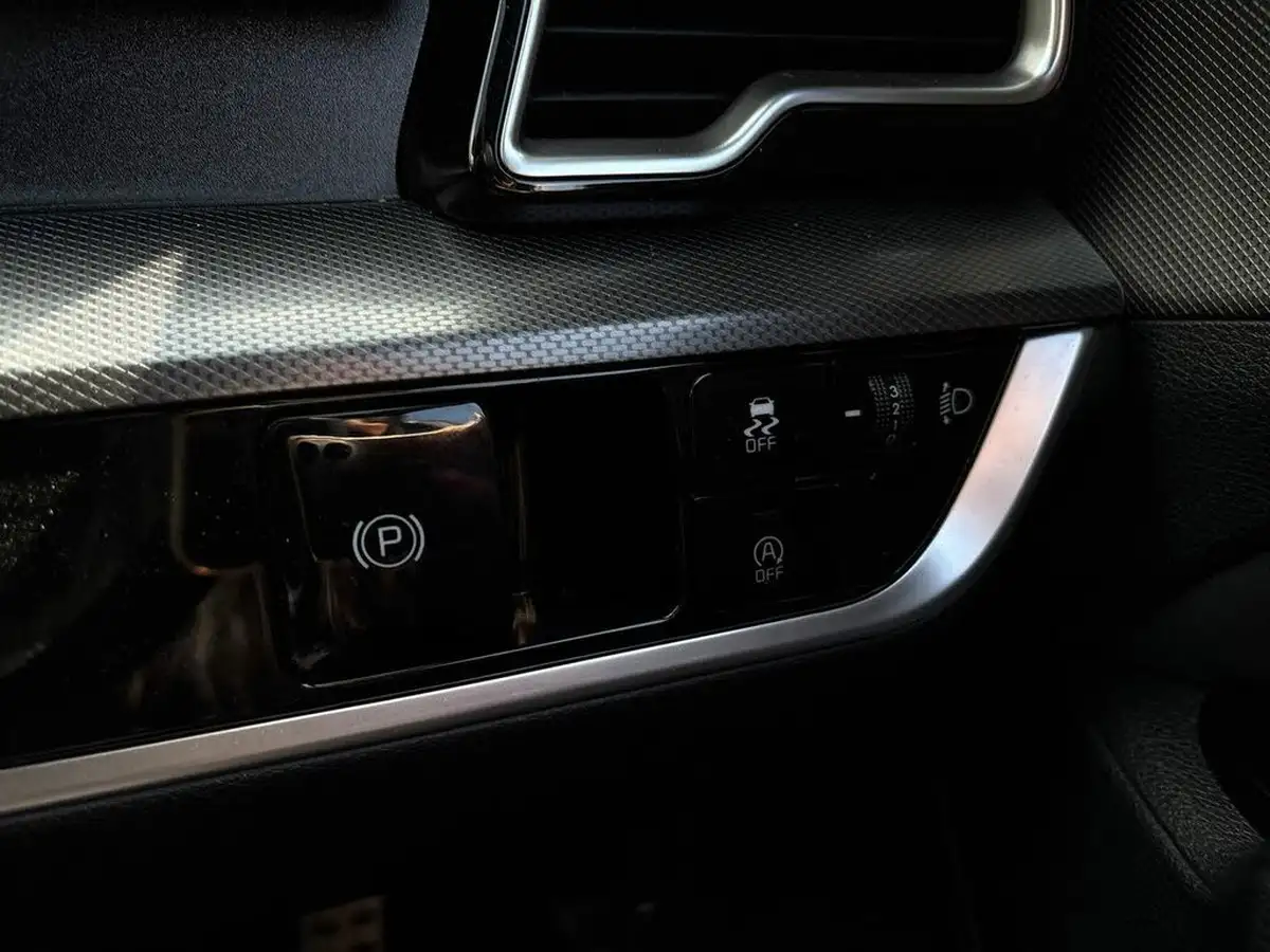 2024-kia-sportage-16-t-gdi-gt-line-157bhp-48v-big-23