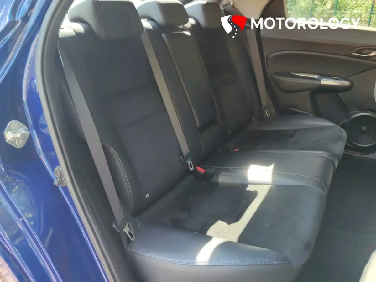 2010-honda-civic-22td-si-big-19