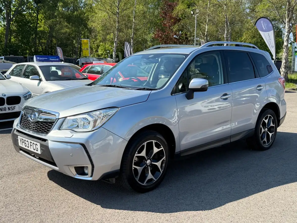 2013-subaru-forester-20-xt-turbo-big-30