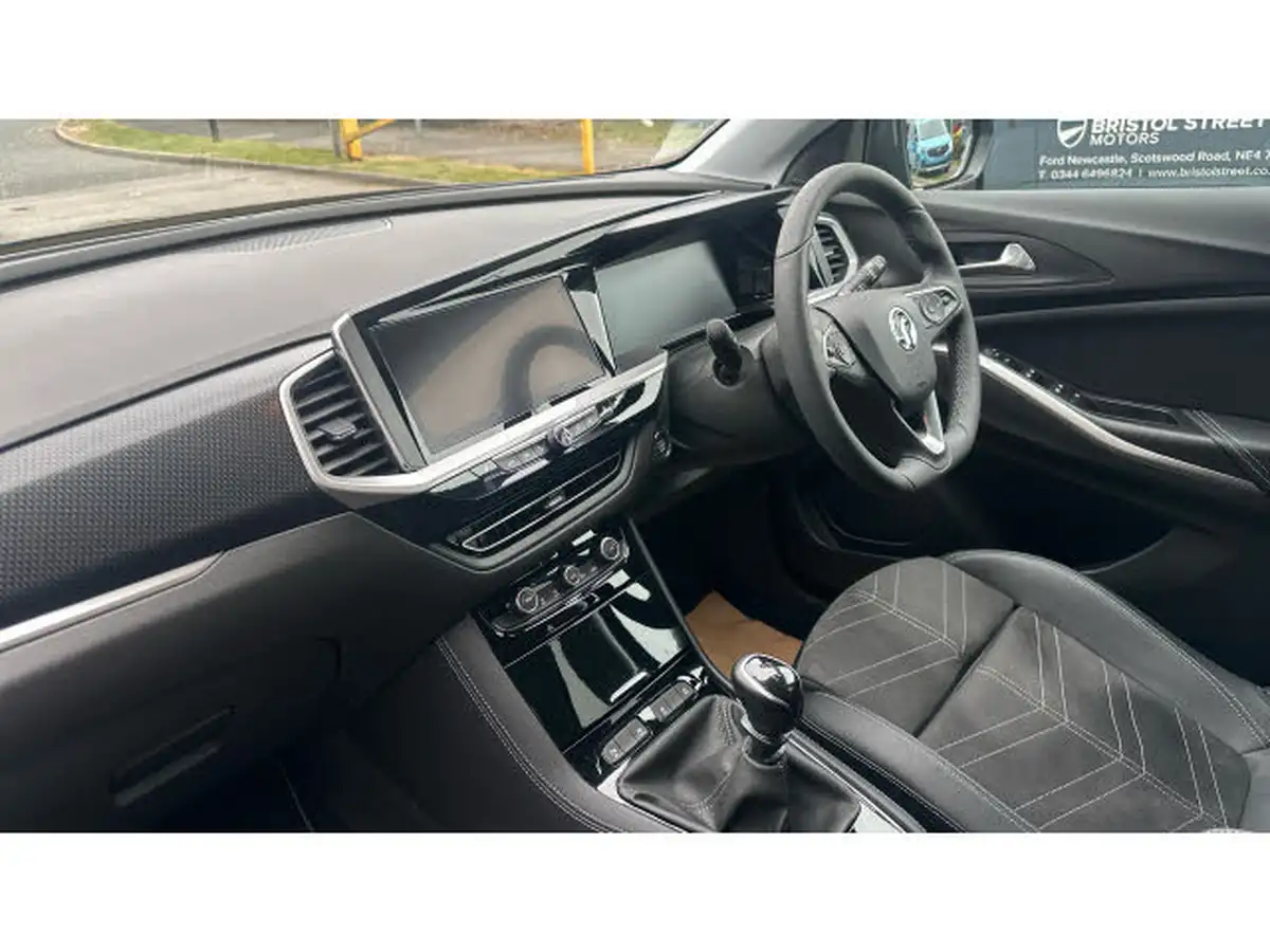 2024-vauxhall-grandland-12-ultimate-130ps-big-8