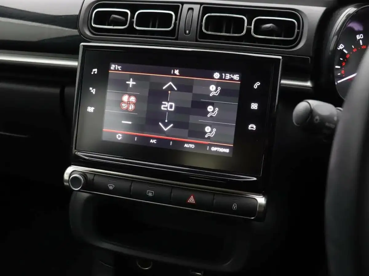 2020-citroen-c3-12-puretech-flair-83ps-big-13