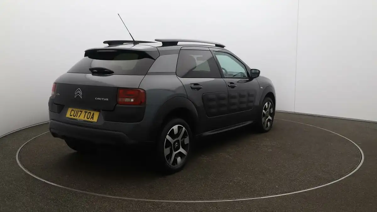 2017-citroen-c4-cactus-16bluehdi-flair-ss-etg6-big-48