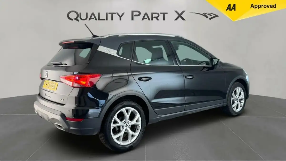 2023-seat-arona-10-tsi-fr-big-2