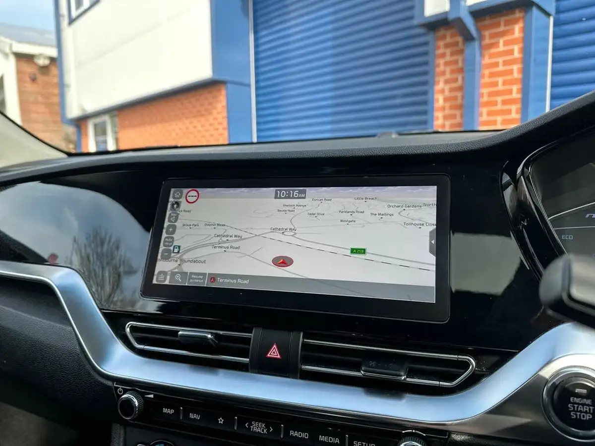 2021-kia-niro-16-gdi-4-132kwh-big-17
