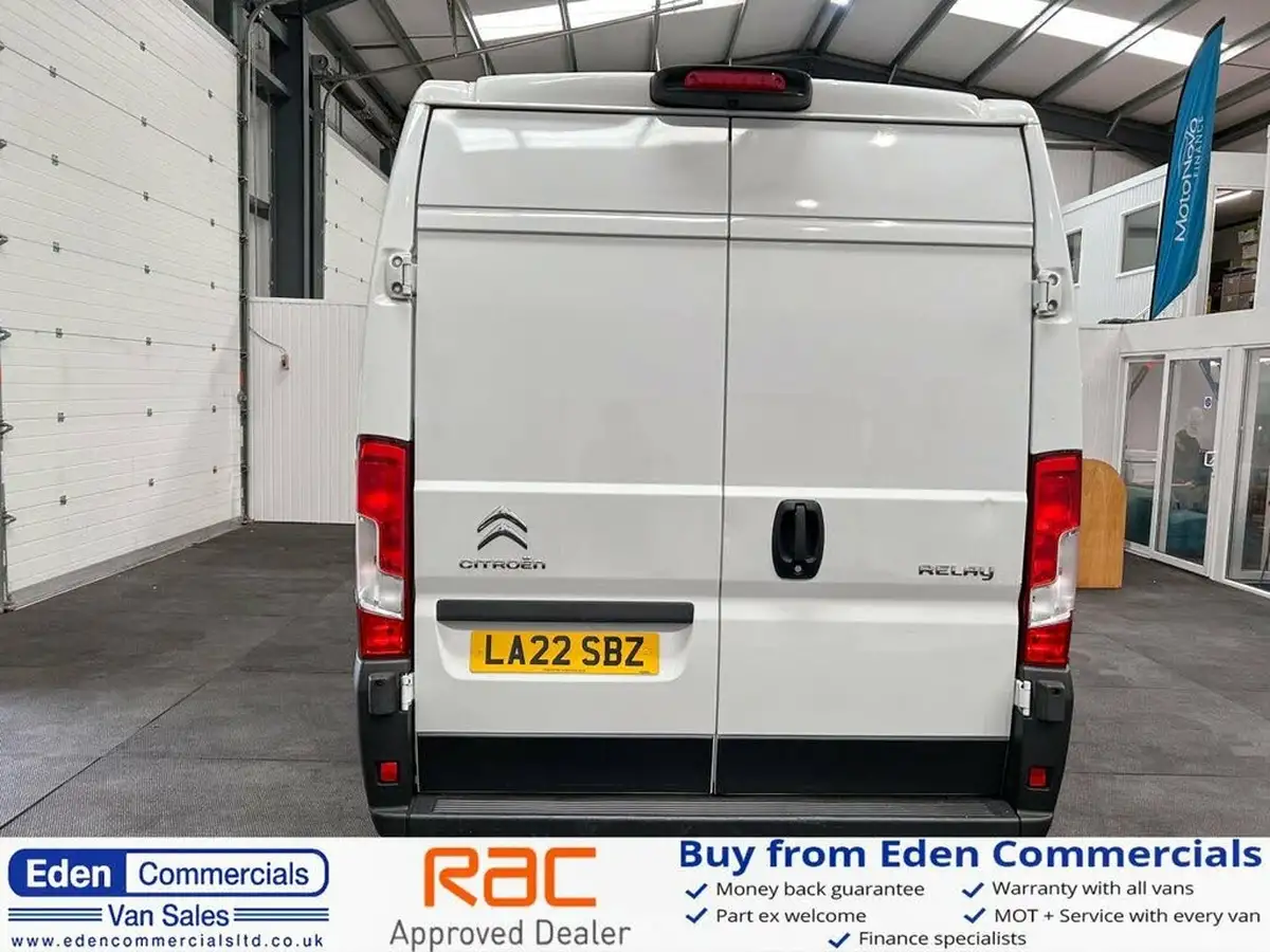 2022-citroen-relay-22bluehdi-35-l2h2-enterprise-big-6