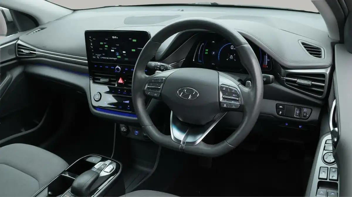 2022-hyundai-ioniq-e-premium-electric-big-9