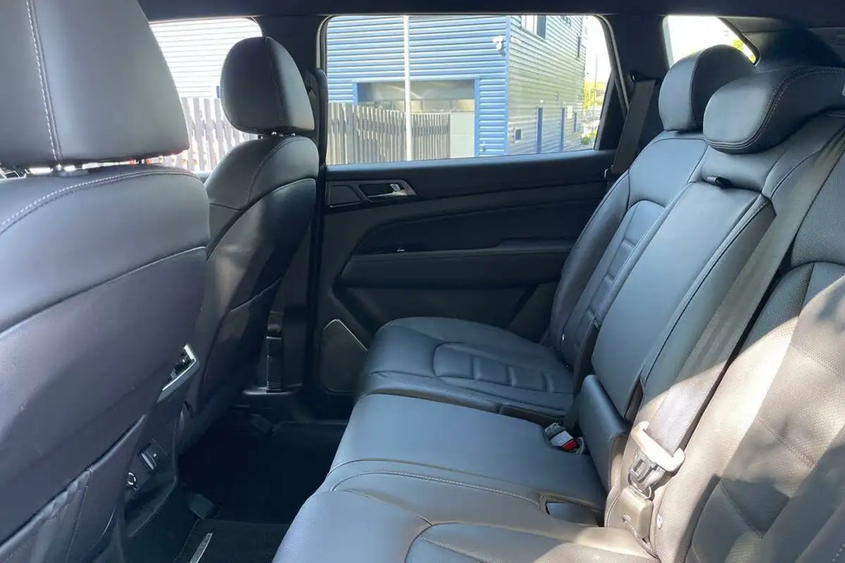 2024-kgm-ssangyong-rexton-22td-k30-big-29