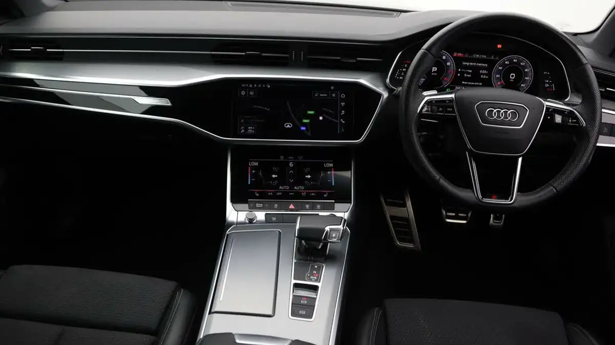 2022-audi-a6-saloon-20-40-tfsi-s-line-big-12