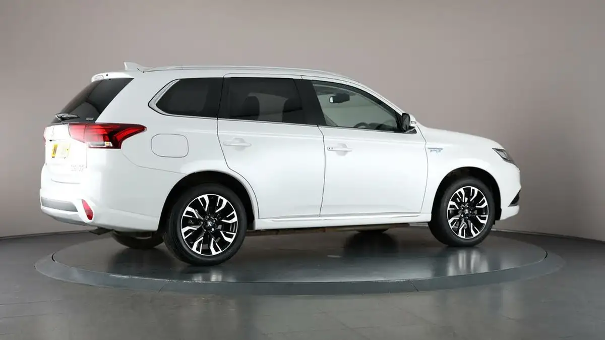 2017-mitsubishi-outlander-20-4hs-phev-5st-big-61