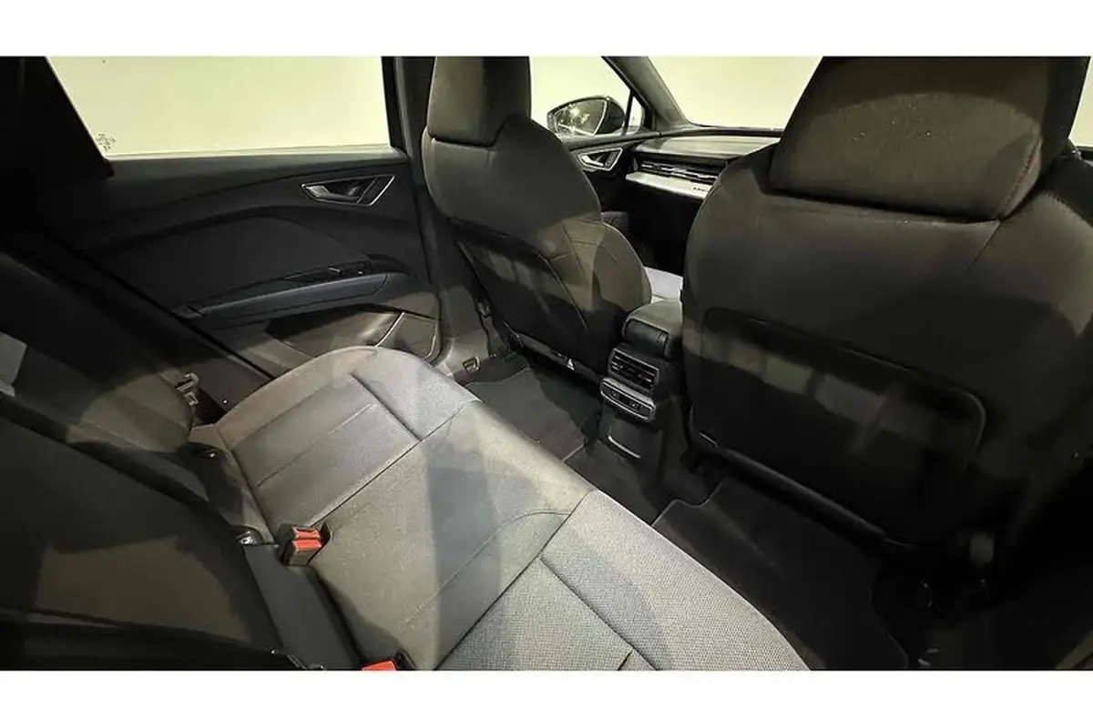 2023-audi-q4-e-tron-35e-sport-station-wagon-big-30