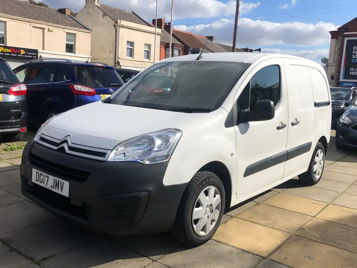 2017-citroen-berlingo-16td-l1625-enterprise-special-edition-16bluehdi-75eu6-panel-big-2