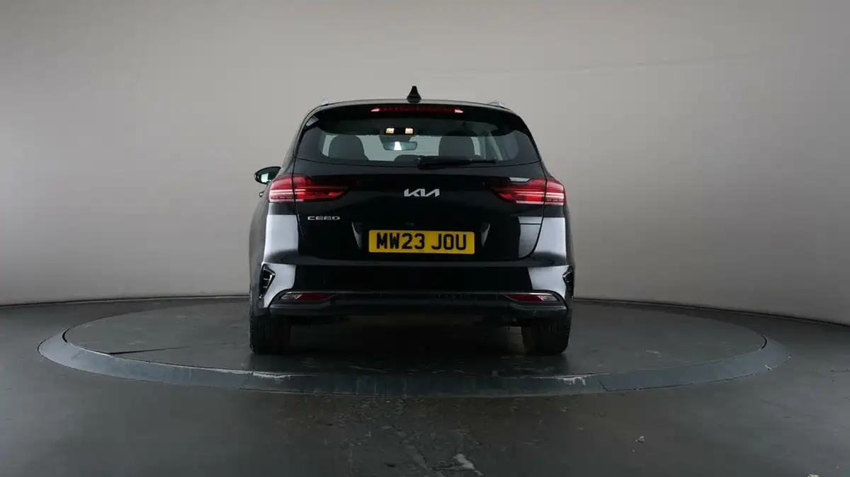 2023-kia-ceed-15-t-gdi-2-158bhp-sportswagon-big-26