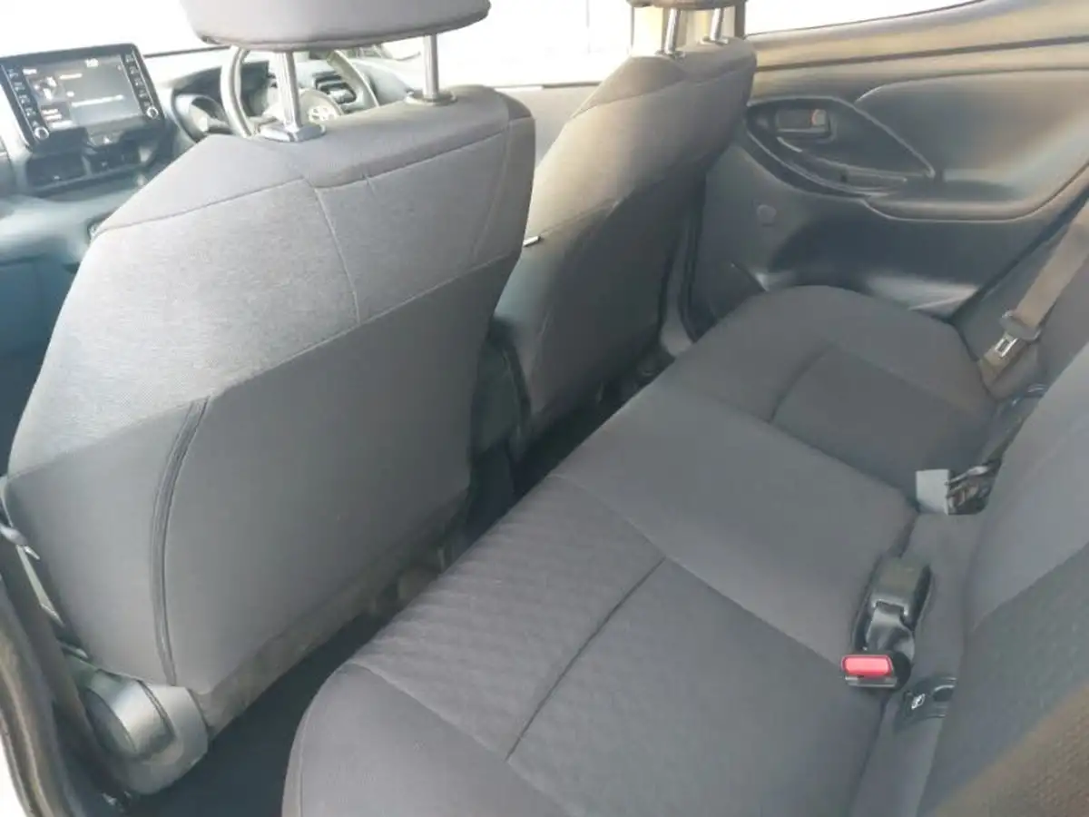 2022-toyota-yaris-15-vvt-i-design-big-5
