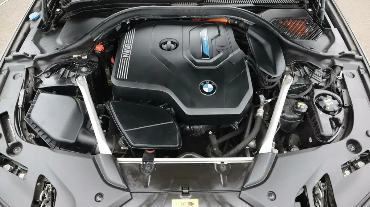 2021-bmw-5-series-20-530e-xdrive-m-sport-saloon-4d-big-19