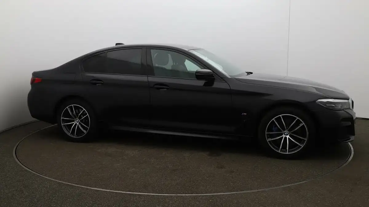 2021-bmw-5-series-20-530e-xdrive-m-sport-saloon-4d-big-40