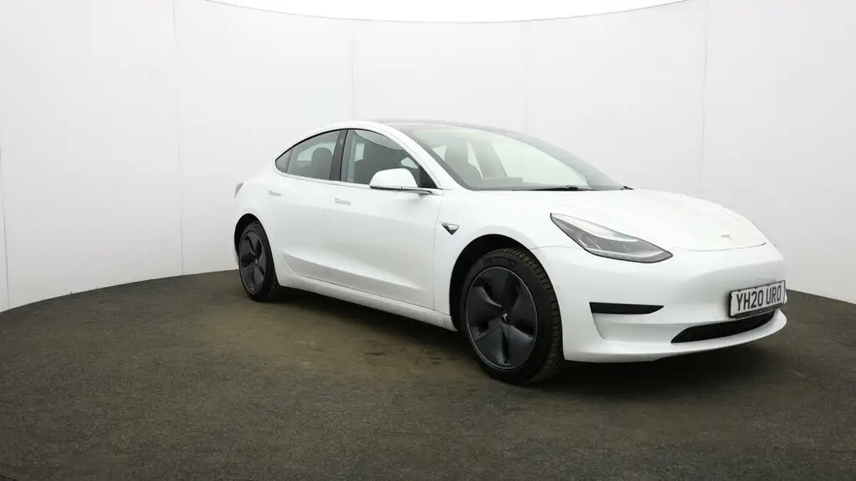 2020-tesla-model-3-e-standard-plus-big-37
