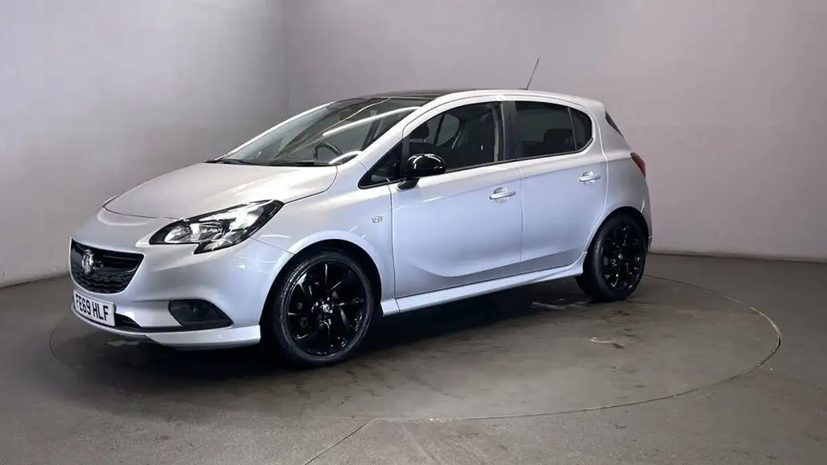 2019-vauxhall-corsa-14i-sri-vx-line-nav-black-90ps-5d-big-3