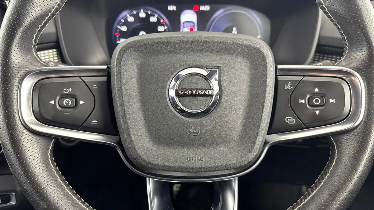 2021-volvo-xc40-15-t5-r-design-262bhp-big-20