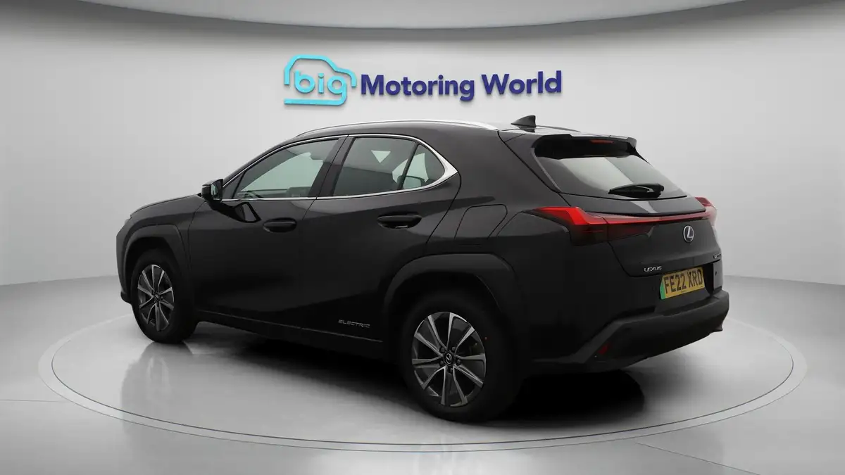 2022-lexus-ux-300e-e-ux-201bhp-big-5
