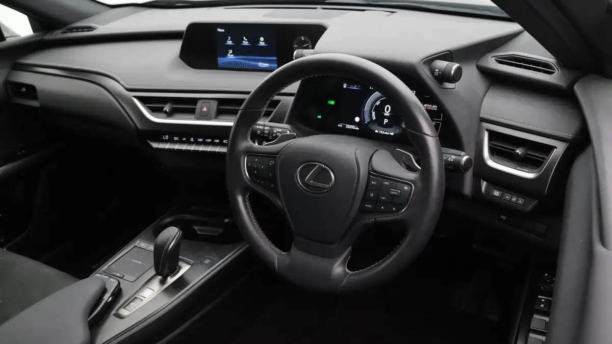 2022-lexus-ux-300e-e-ux-201bhp-big-9