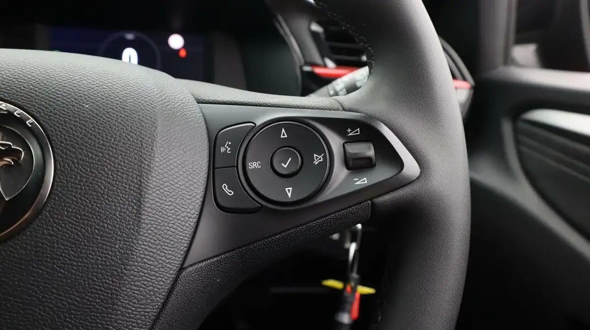 2023-vauxhall-corsa-12i-gs-big-25