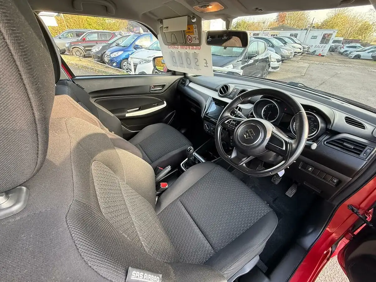 2018-suzuki-swift-10-boosterjet-sz-t-113ps-big-10