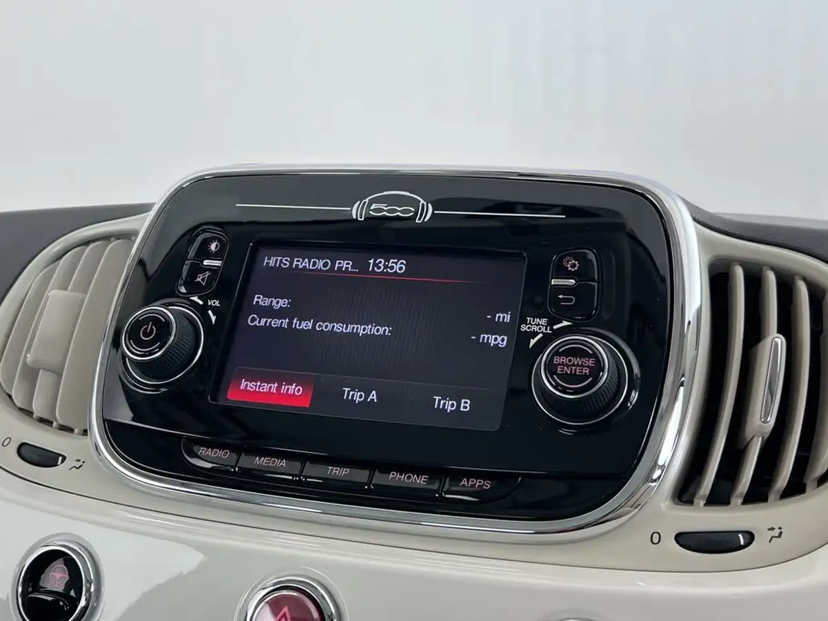 2017-fiat-500-12-lounge-big-21