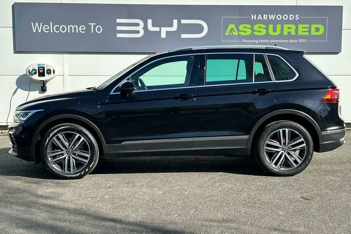 2023-volkswagen-tiguan-14-tsi-elegance-big-9