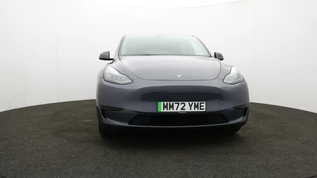 2022-tesla-model-y-e-rwd-big-46