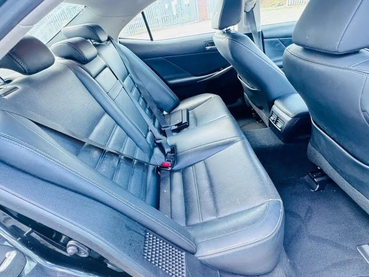 2014-lexus-is-300h-25-executive-edition-big-20
