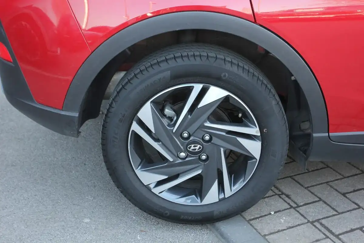 2021-hyundai-bayon-10-t-gdi-se-connect-big-7