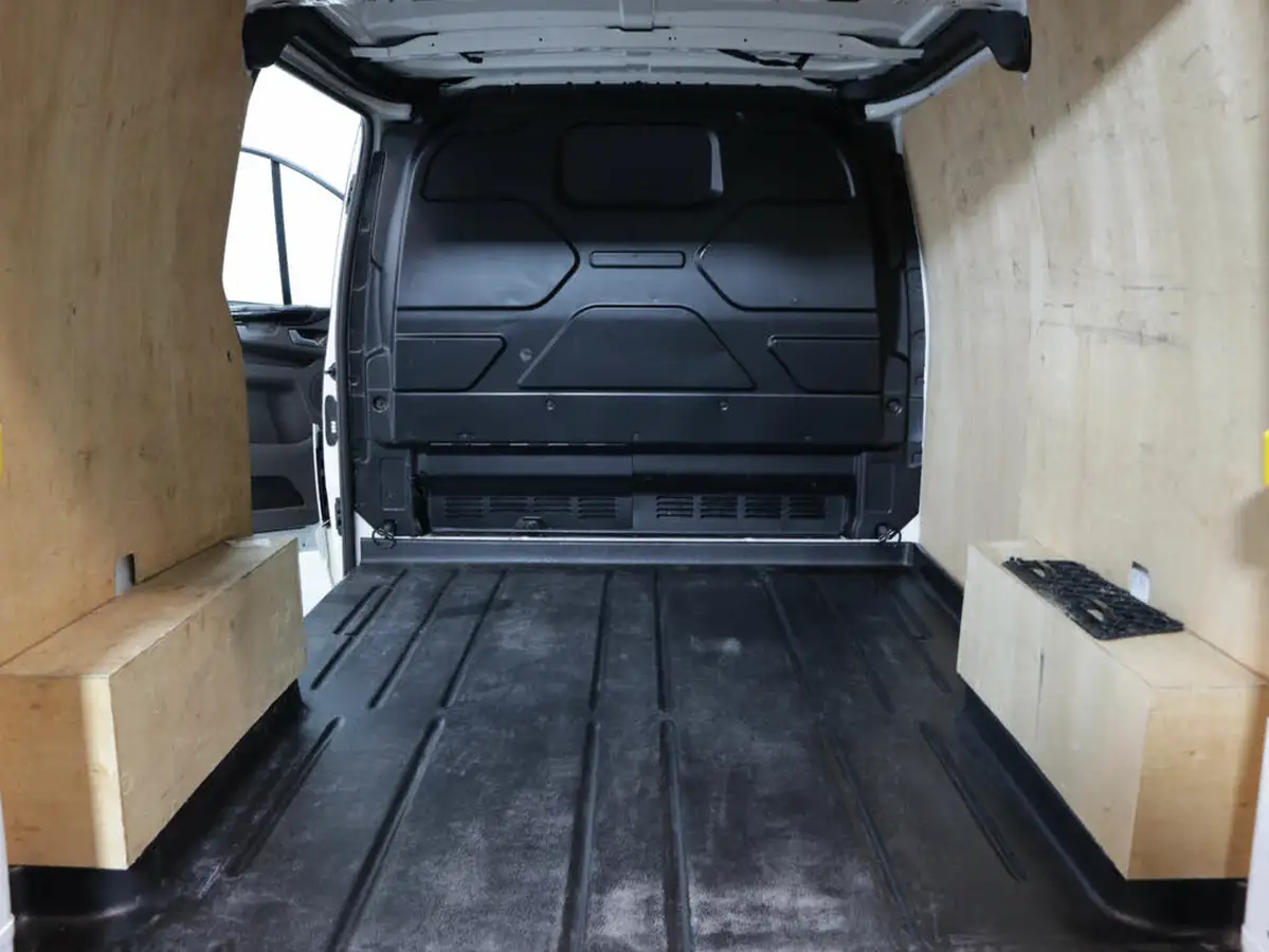 2022-ford-transit-custom-20tdci-300-l1h1-limited-130pseu6d-panel-van-big-41