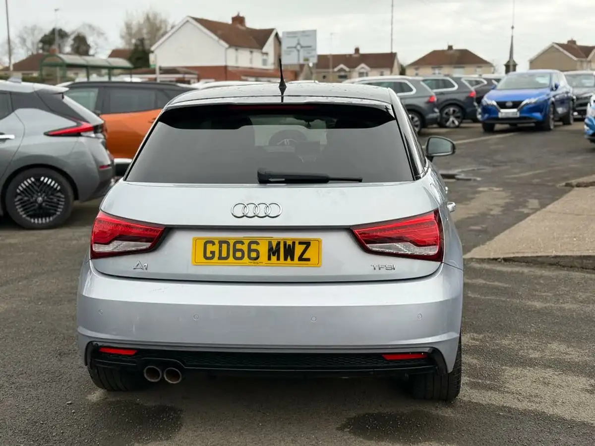 2017-audi-a1-14-tfsi-black-edition-sportback-5d-big-17