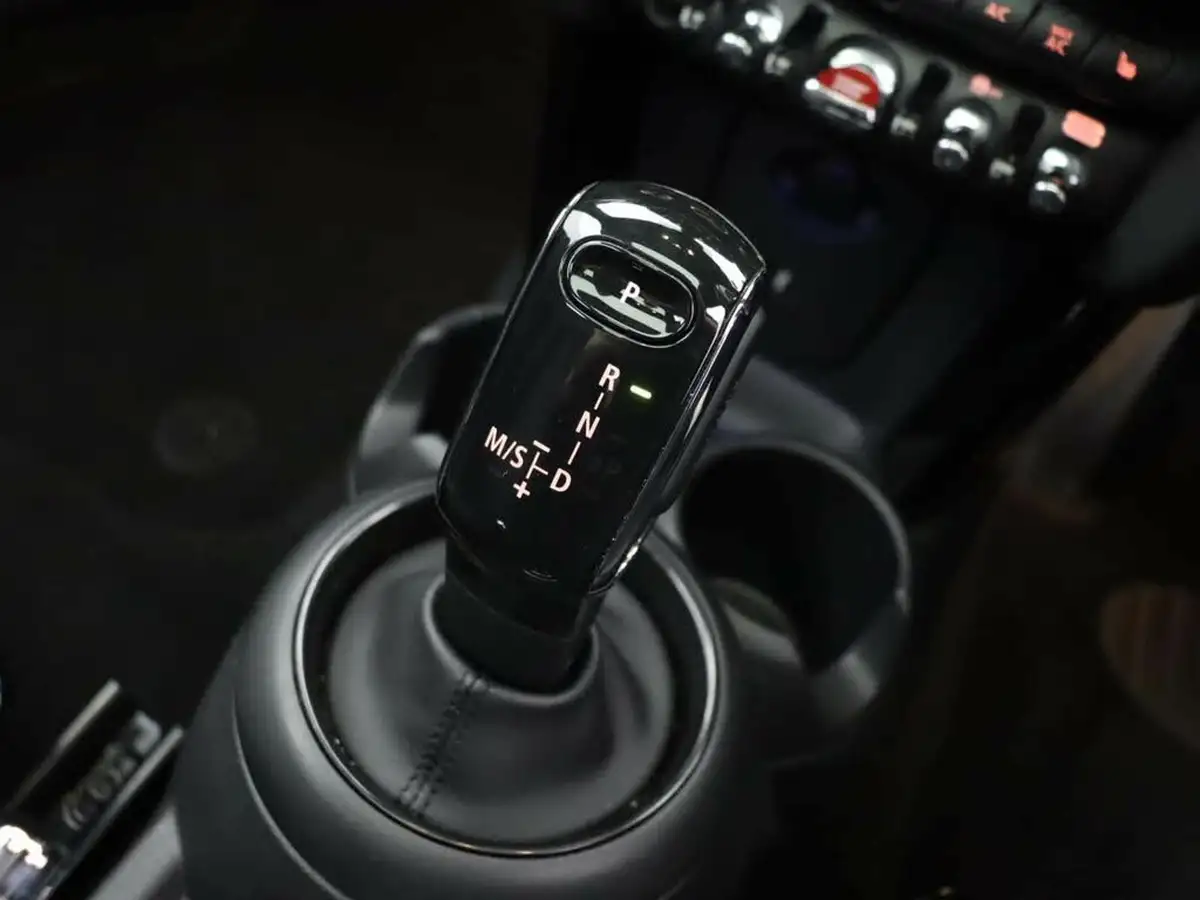 2021-mini-cooper-20-cooper-s-exclusive-comfort-hatchback-5d-auto-big-18