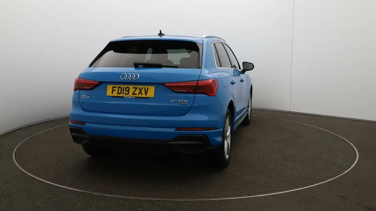 2019-audi-q3-20-40-tfsi-s-line-big-48