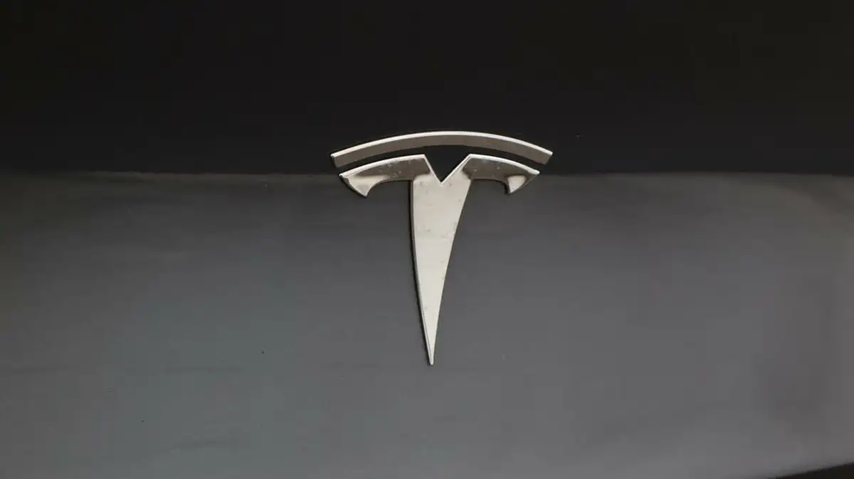 2023-tesla-model-y-e-rwd-big-20