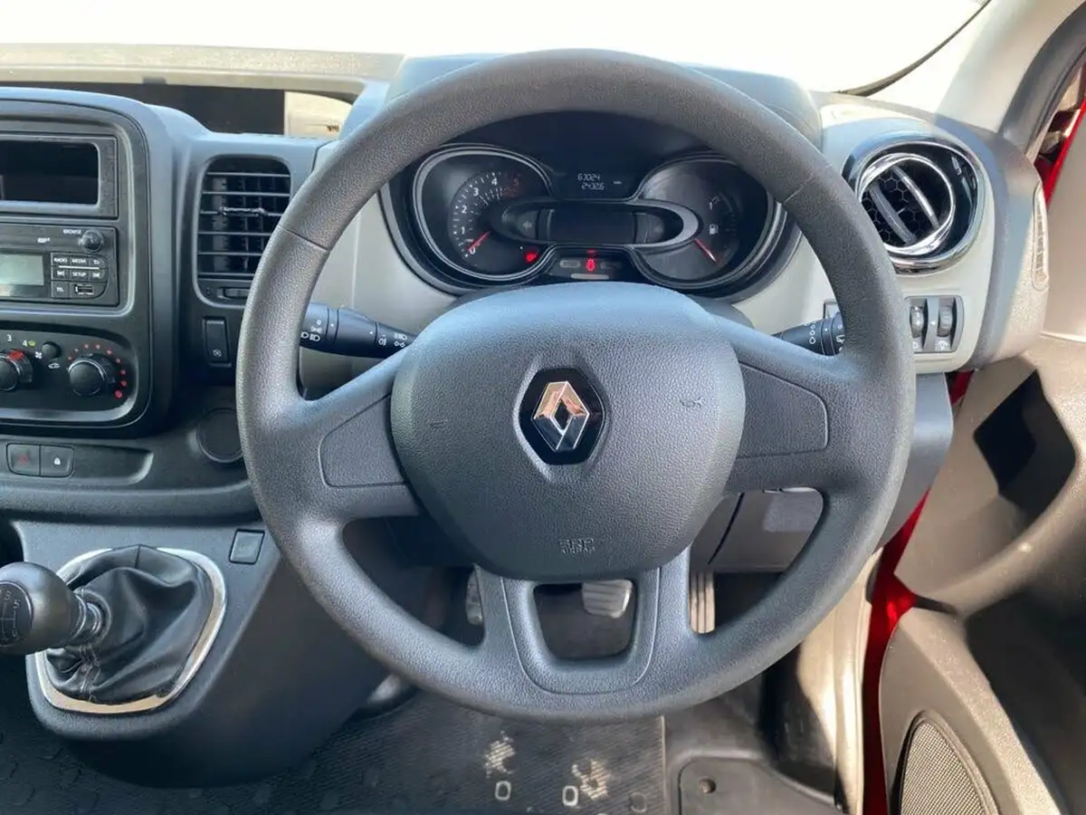 2018-renault-trafic-16dci-sl27-95-business-95-mini-bus-big-20