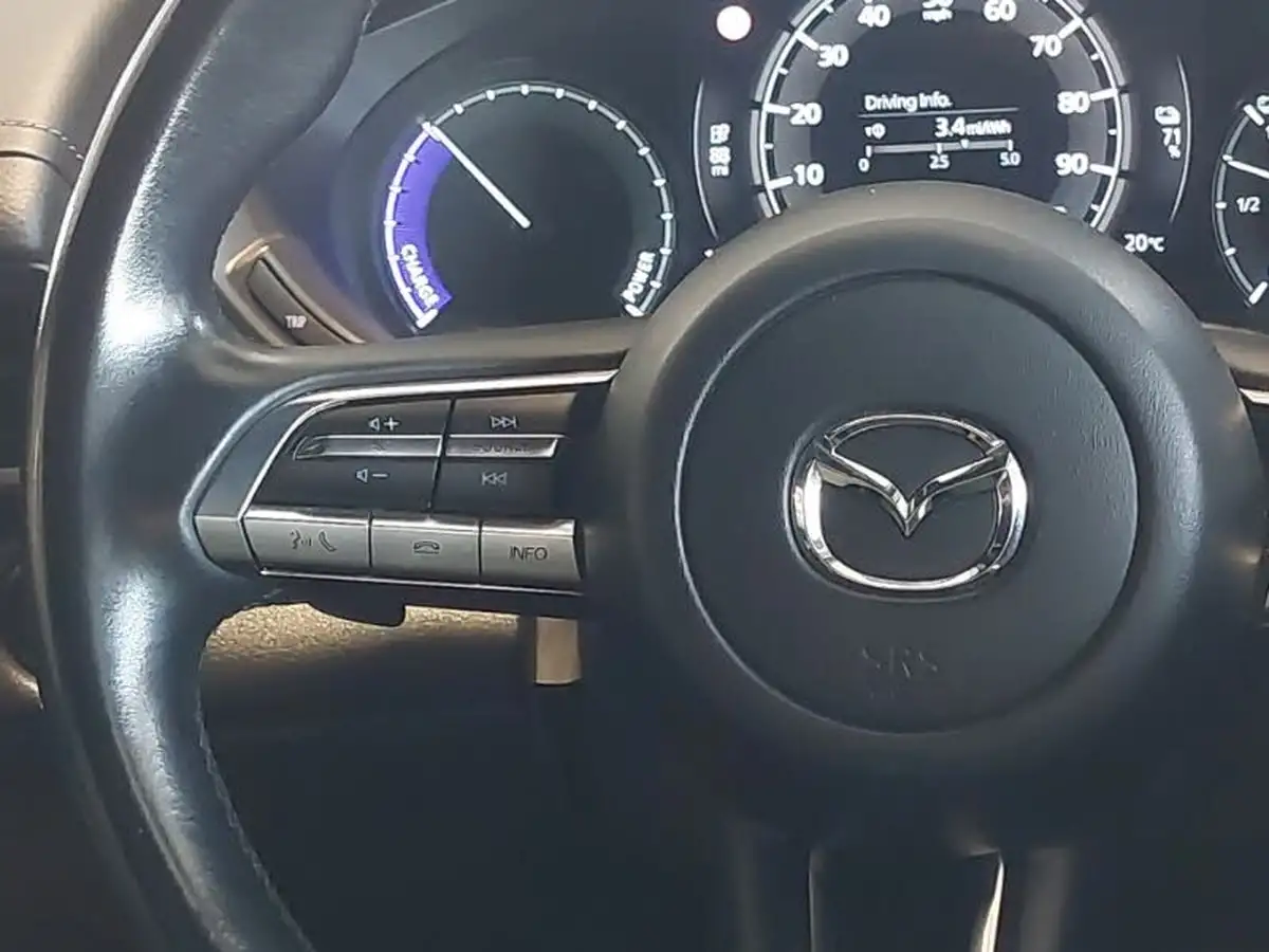 2022-mazda-mx-30-e-se-l-lux-big-9