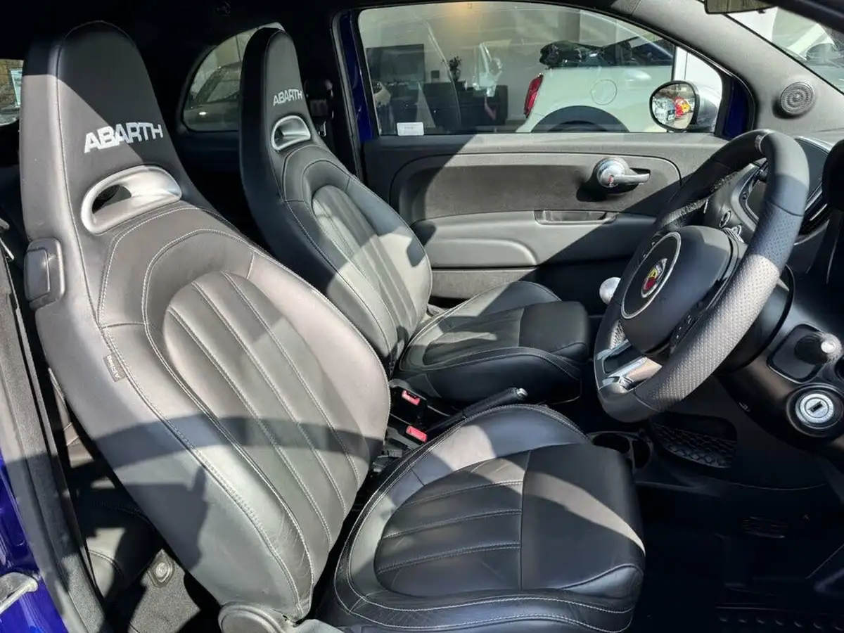 2018-abarth-595c-14-tjet-turismo-big-8