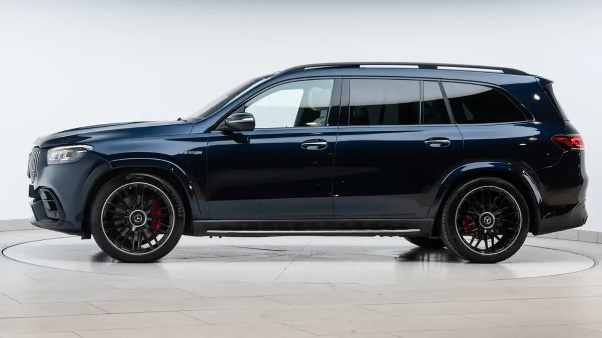 2021-mercedes-benz-gls-class-40-amg-gls63-night-edition-executive-big-3