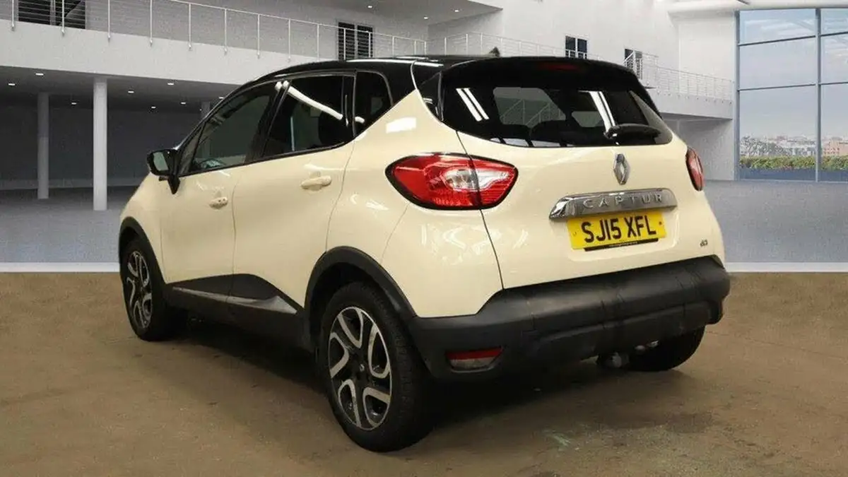 2015-renault-captur-15dci-dynamique-s-90bhp-energyss-big-2