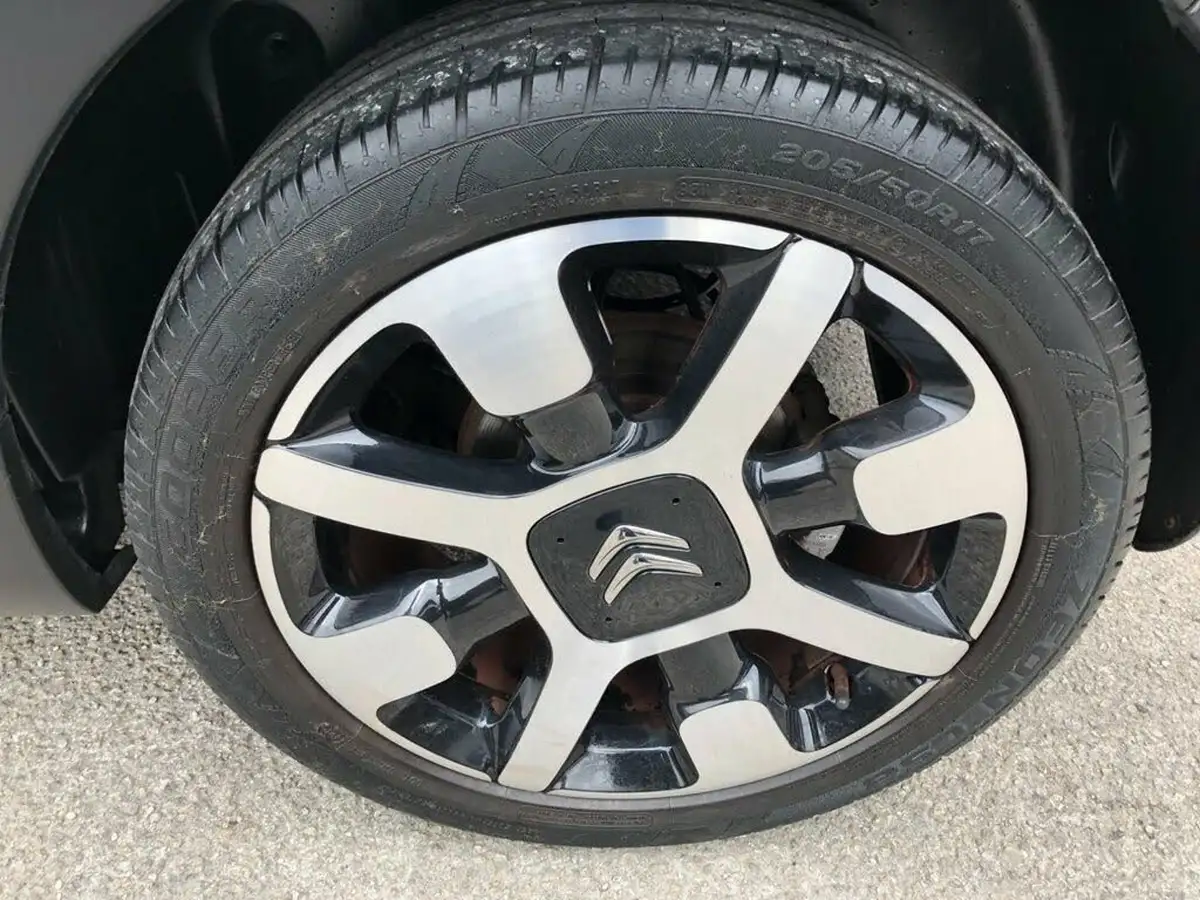 2018-citroen-c3-12-puretech-flair-110ps-ss-big-13