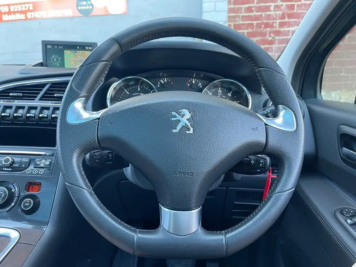 2016-peugeot-3008-crossover-16bluehdi-allure-auto-big-32