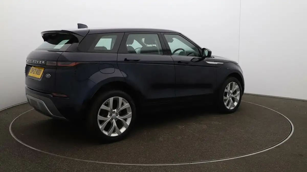 2021-land-rover-range-rover-evoque-15-p300e-se-big-44